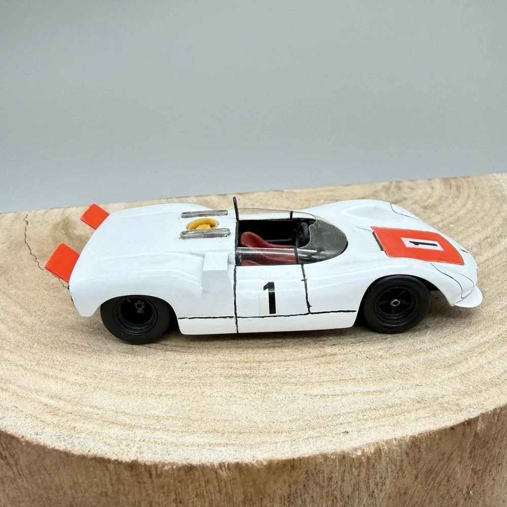 Vroom Porsche 910 1967 Resin 1:43 Scale Model Robb Brown Built France White